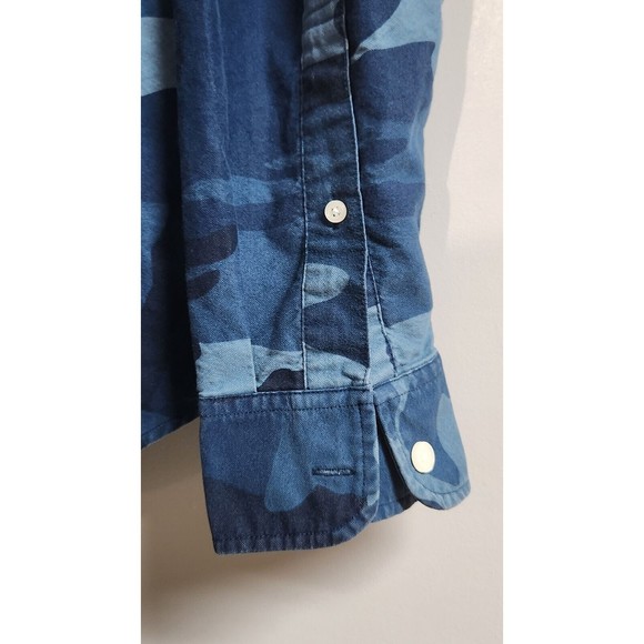 Abercrombie & Fitch  Small Blue Camouflage Long Sleeve Collared Shirt - Picture 3 of 6